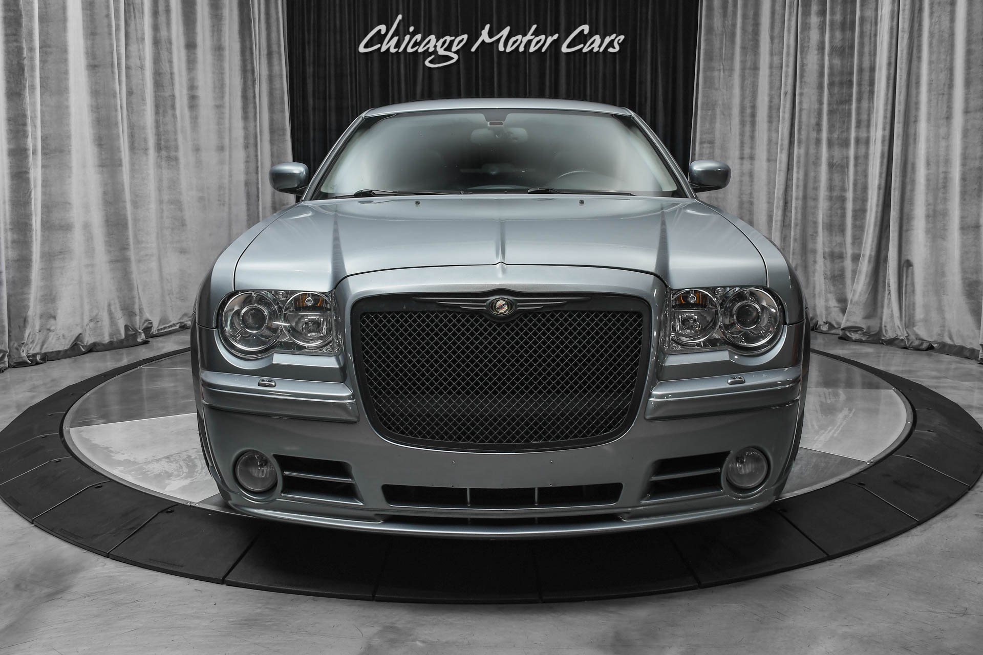 Used-2006-Chrysler-300-c-SRT-8-NICHE-20-WHEELS-UPGRADED-STEREO-ONLY-85801-MILES