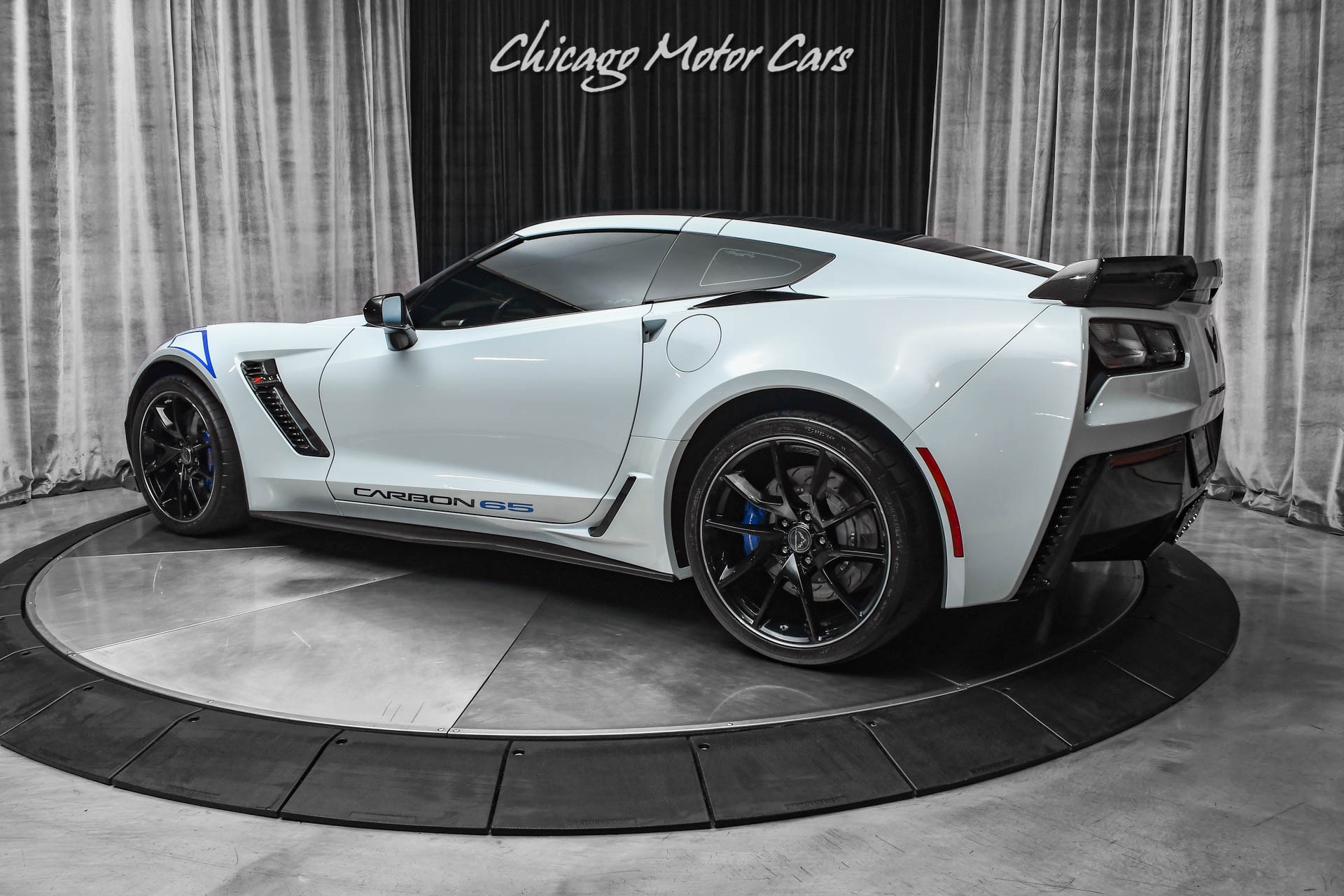 Used-2018-Chevrolet-Corvette-Z06-Carbon-65-edition-Coupe-Only-2400-Miles-COLLECTOR-QUALITY