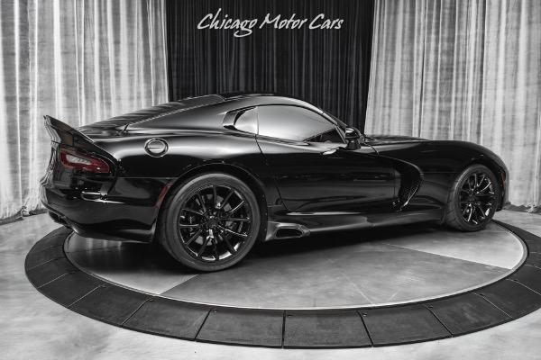 Used 2013 Dodge Viper ALL BLACK! Carbon Fiber Leather Bucket Seats CORSA Exhaust Only 17K Miles for sale Sold at Chicago Motor Cars in West Chicago IL 60185 5