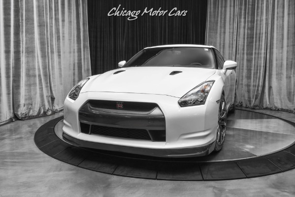 Used 2011 Nissan GT-R Premium 600HP! HKS Exhaust! for sale Sold at Chicago Motor Cars in West Chicago IL 60185 2