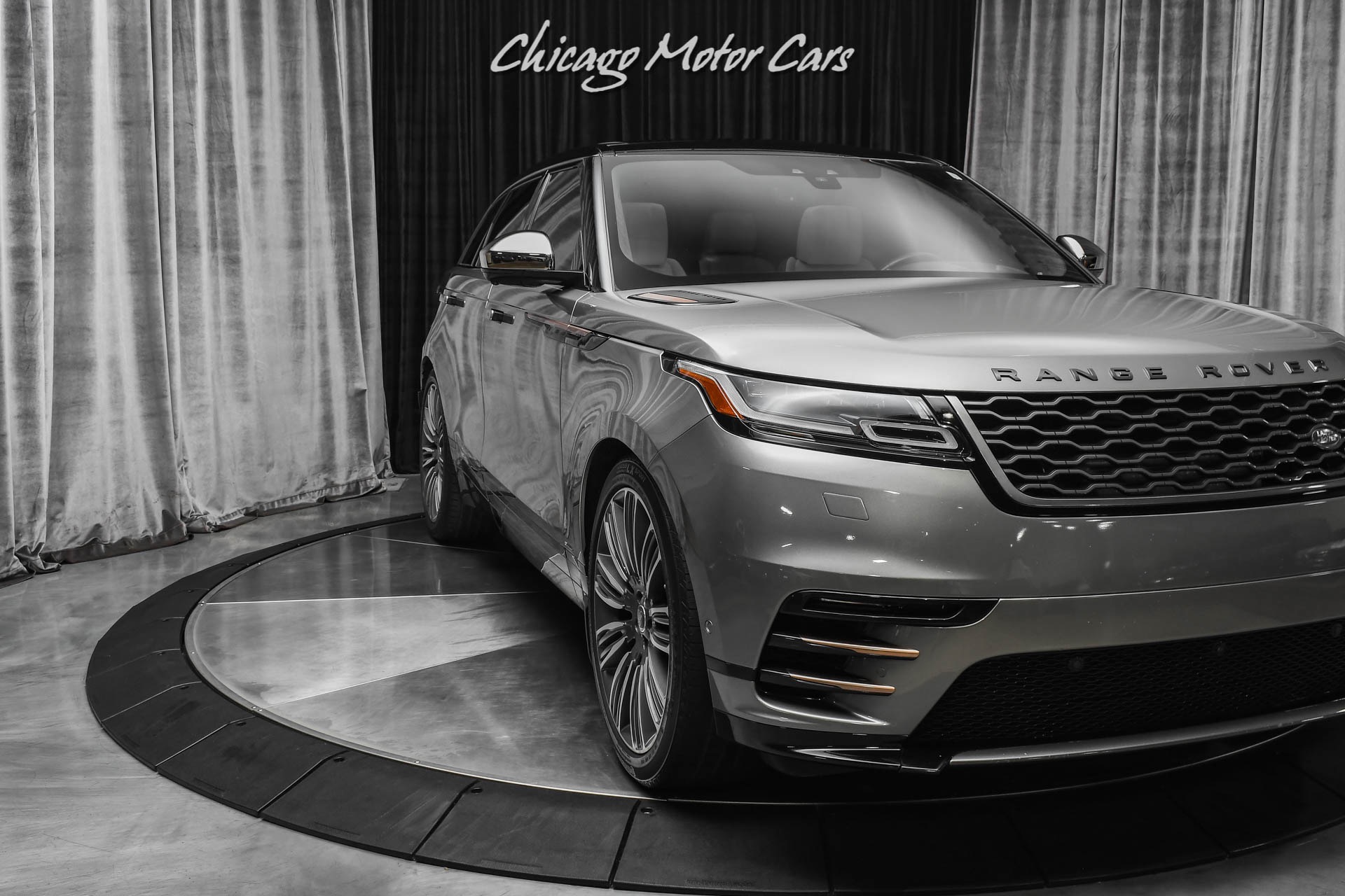 Used-2018-Land-Rover-Range-Rover-Velar-P380-First-Edition-93kMSRP-Styling-Accent-Package