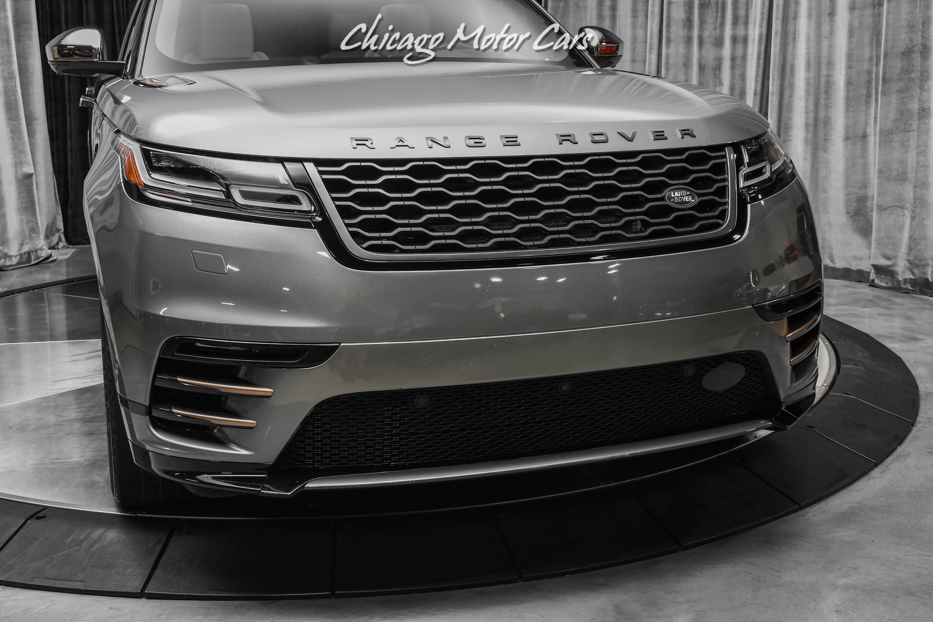 Used-2018-Land-Rover-Range-Rover-Velar-P380-First-Edition-93kMSRP-Styling-Accent-Package