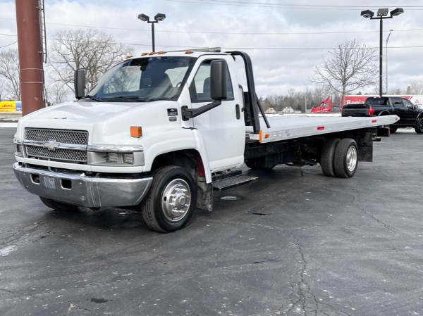 Used 2003 Chevrolet C5500 Tow Truck Rollback Flatbed Stinger Wheel Lift for sale Sold at Chicago Motor Cars in West Chicago IL 60185 1
