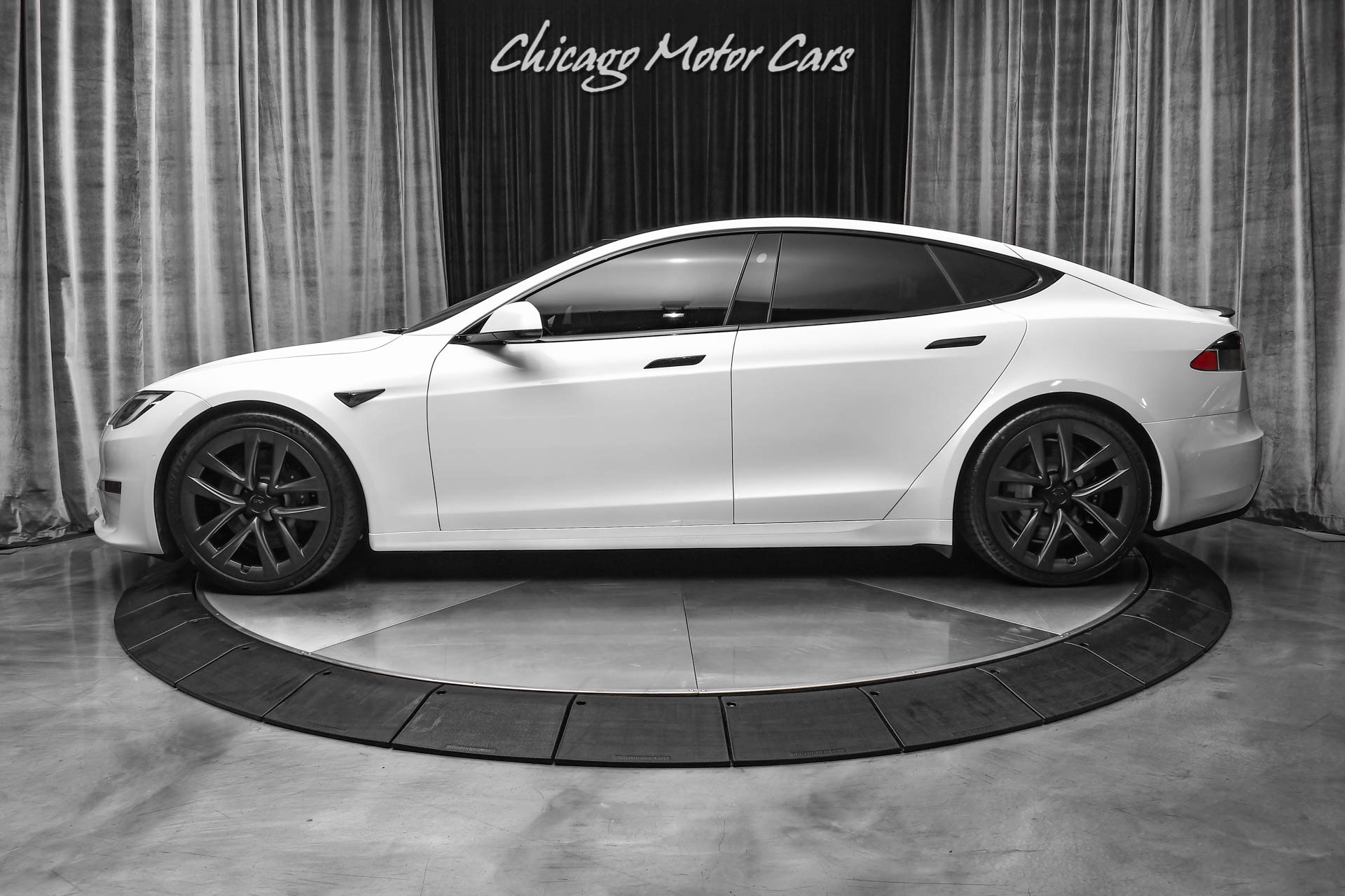 Used-2021-Tesla-Model-S-Plaid-Autopilot-21-in-Arachnid-Wheels-Extra-Pirelli-Winter-Tires-AWD