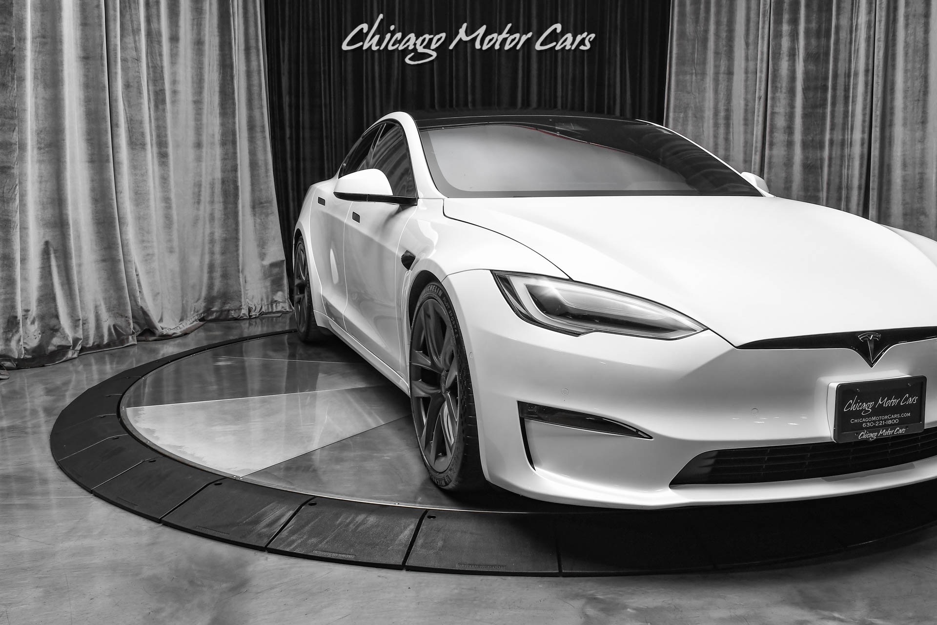 Used-2021-Tesla-Model-S-Plaid-Autopilot-21-in-Arachnid-Wheels-Extra-Pirelli-Winter-Tires-AWD