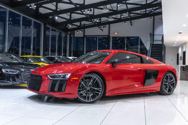 Used 2017 Audi R8 5.2 Quattro V10 Coupe Competition Seats +Front Paint Protection Film for sale Sold at Chicago Motor Cars in West Chicago IL 60185 2