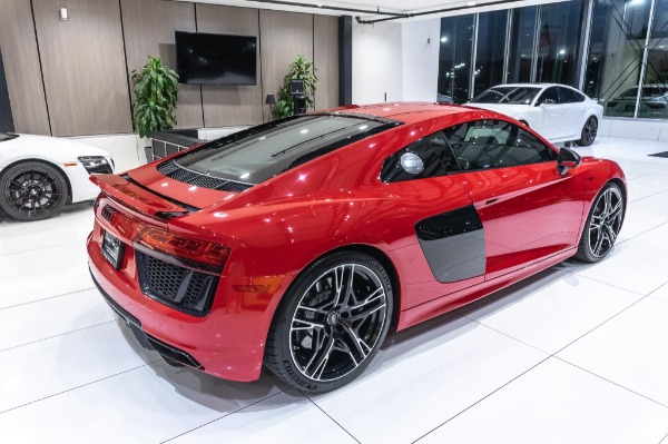 Used-2017-Audi-R8-52-Quattro-V10-Coupe-Competition-Seats-Front-Paint-Protection-Film