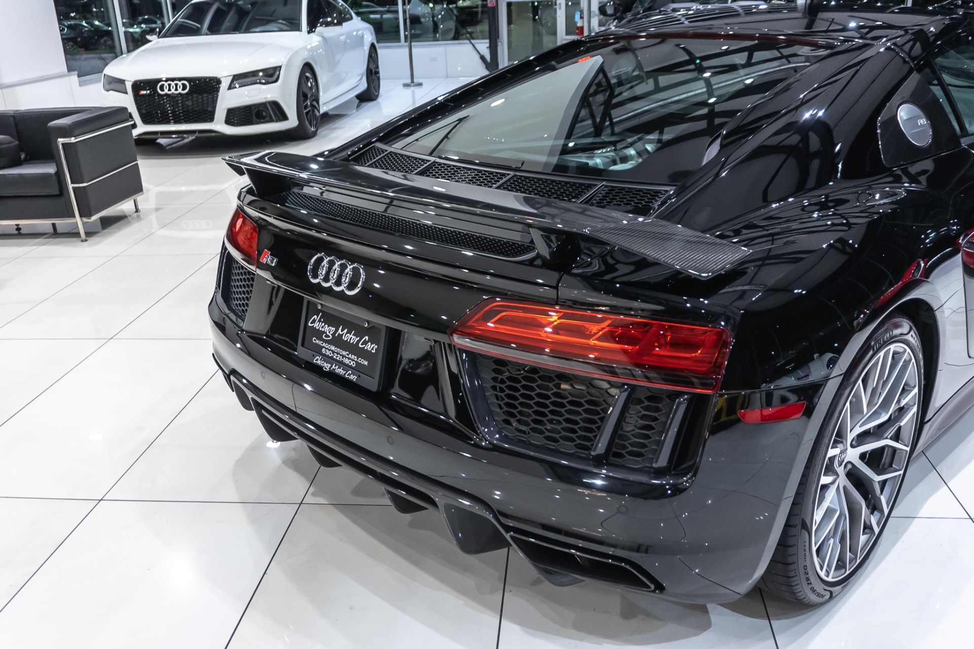 Used-2017-Audi-R8-52-quattro-V10-Plus-COUPE-Diamond-Stitch-Pkg-Larini-Valved-Exhaust-Full-Car-PPF