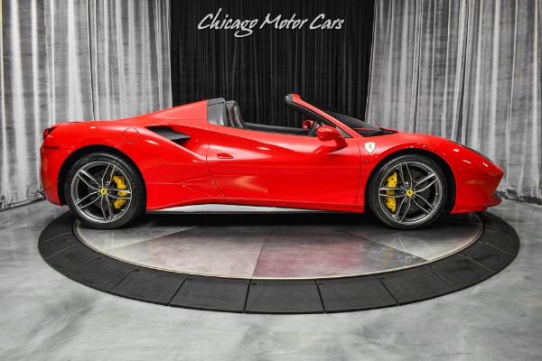 Used-2019-Ferrari-488-Spider-Only-1700-Miles-Carbon-Fiber-Everywhere-Optioned-Extremely-Well