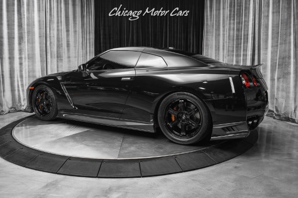 Used 2019 Nissan GT-R Premium 887WHP! Upgraded Turbos! for sale Sold at Chicago Motor Cars in West Chicago IL 60185 3