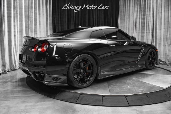 Used 2019 Nissan GT-R Premium 887WHP! Upgraded Turbos! for sale Sold at Chicago Motor Cars in West Chicago IL 60185 5