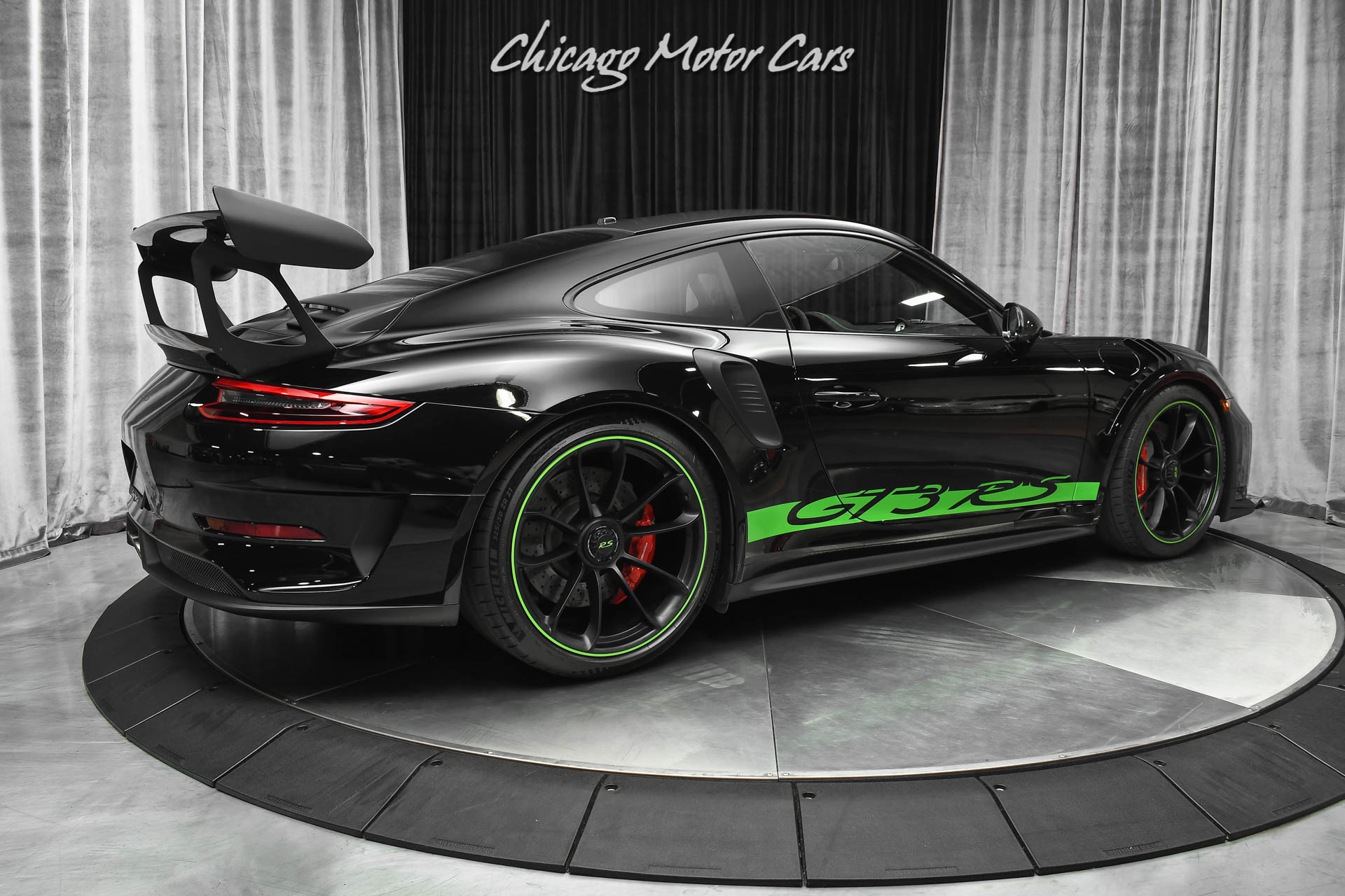 Used-2019-Porsche-911-GT3-RS-Coupe-Weissach-Pkg-Lizard-Green-Accents-Lift-System-3600-Miles