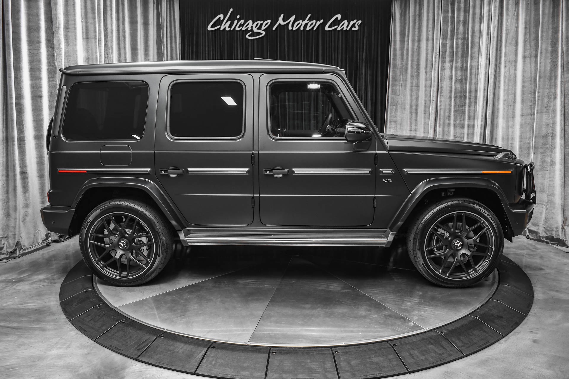 Used-2020-Mercedes-Benz-G550-4Matic-Designo-Matte-Black-Carbon-Fiber-Matte-Black-Cross-Spoke-G63-Wheels