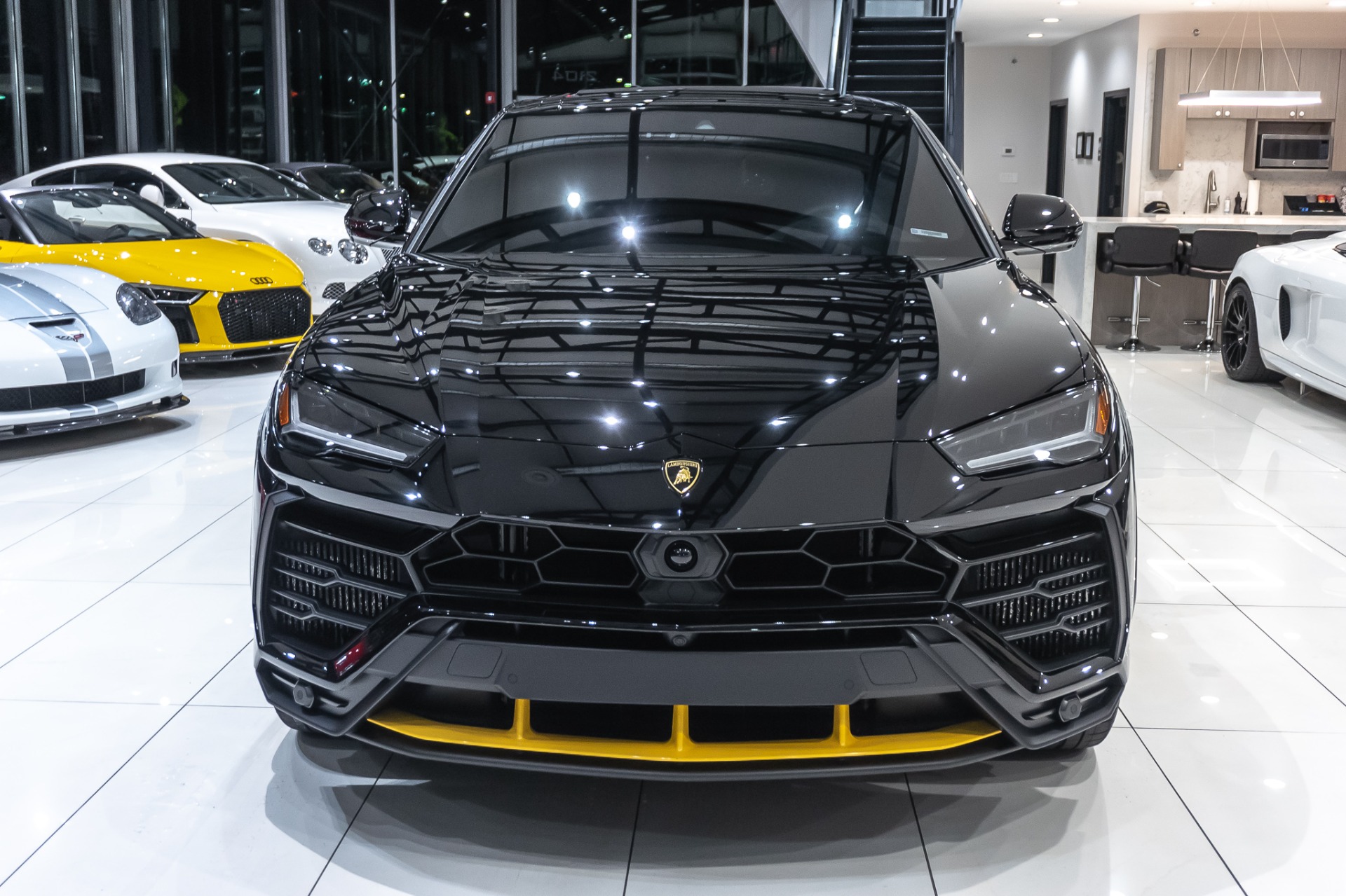 Used-2021-Lamborghini-Urus-SUV-AWD-TAIGETE-23s-LOADED-Full-Front-PPF--Custom-Exhaust