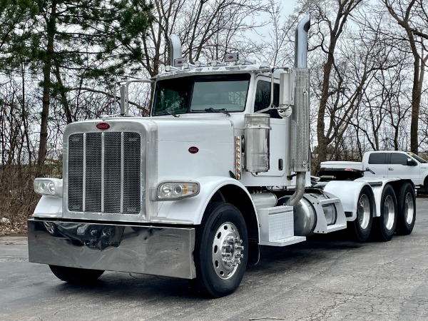 Used 2009 Peterbilt 388 Day Cab - Cummins ISX15 - 550 HP - WET KIT for sale Sold at Chicago Motor Cars in West Chicago IL 60185 2