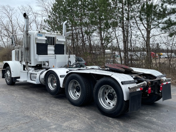 Used-2009-Peterbilt-388-Day-Cab---Cummins-ISX15---550-HP---WET-KIT