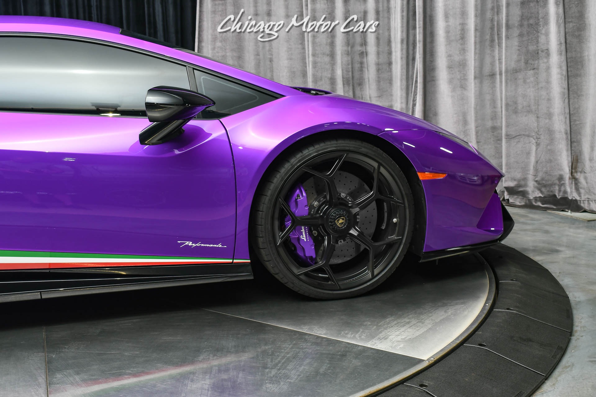 Used-2018-Lamborghini-Huracan-LP640-4-Performante-Coupe-Rare-Ad-Personam-Viola-Parsifae-Lift-System