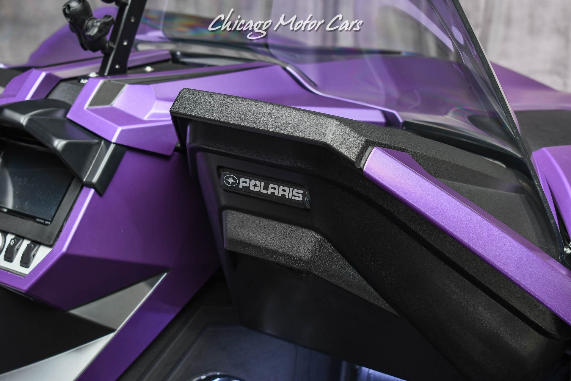Used-2016-POLARIS-SLINGSHOT-ALPHA-Turbo-Kit-ADV1-Wheels-20K-in-Upgrades-ONLY-3K-Miles
