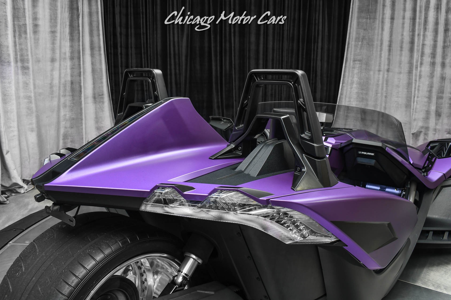 Used-2016-POLARIS-SLINGSHOT-ALPHA-Turbo-Kit-ADV1-Wheels-20K-in-Upgrades-ONLY-3K-Miles