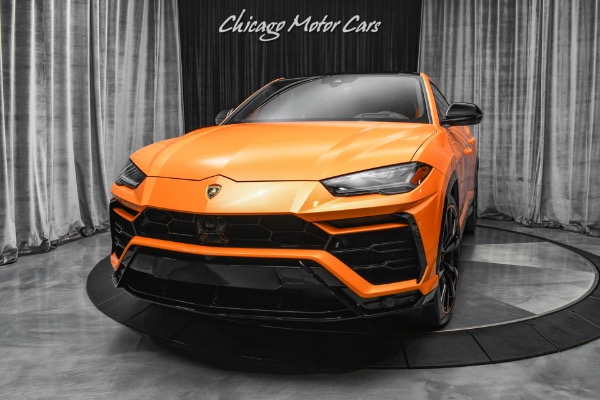 Used 2021 Lamborghini Urus Pearl Capsule Edition! Advanced 3D Sound System! Loaded! for sale Sold at Chicago Motor Cars in West Chicago IL 60185 2