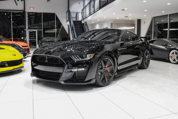 Used-2021-Ford-Mustang-Shelby-GT500-GOLDEN-TICKET-CARBON-FIBER-TRACK-PKG-ONLY-172-Miles