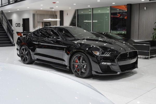 Used-2021-Ford-Mustang-Shelby-GT500-GOLDEN-TICKET-CARBON-FIBER-TRACK-PKG-ONLY-172-Miles