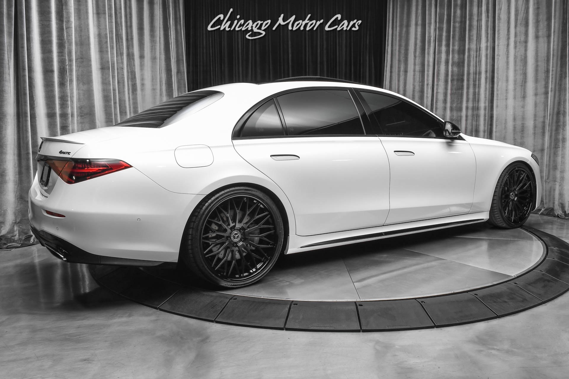 Used-2021-Mercedes-Benz-S580-4Matic-Sedan-AMG-Line-RDB-Signature-Wheels-3D-Tech-Pkg-Comfort-Pkg-LOADED