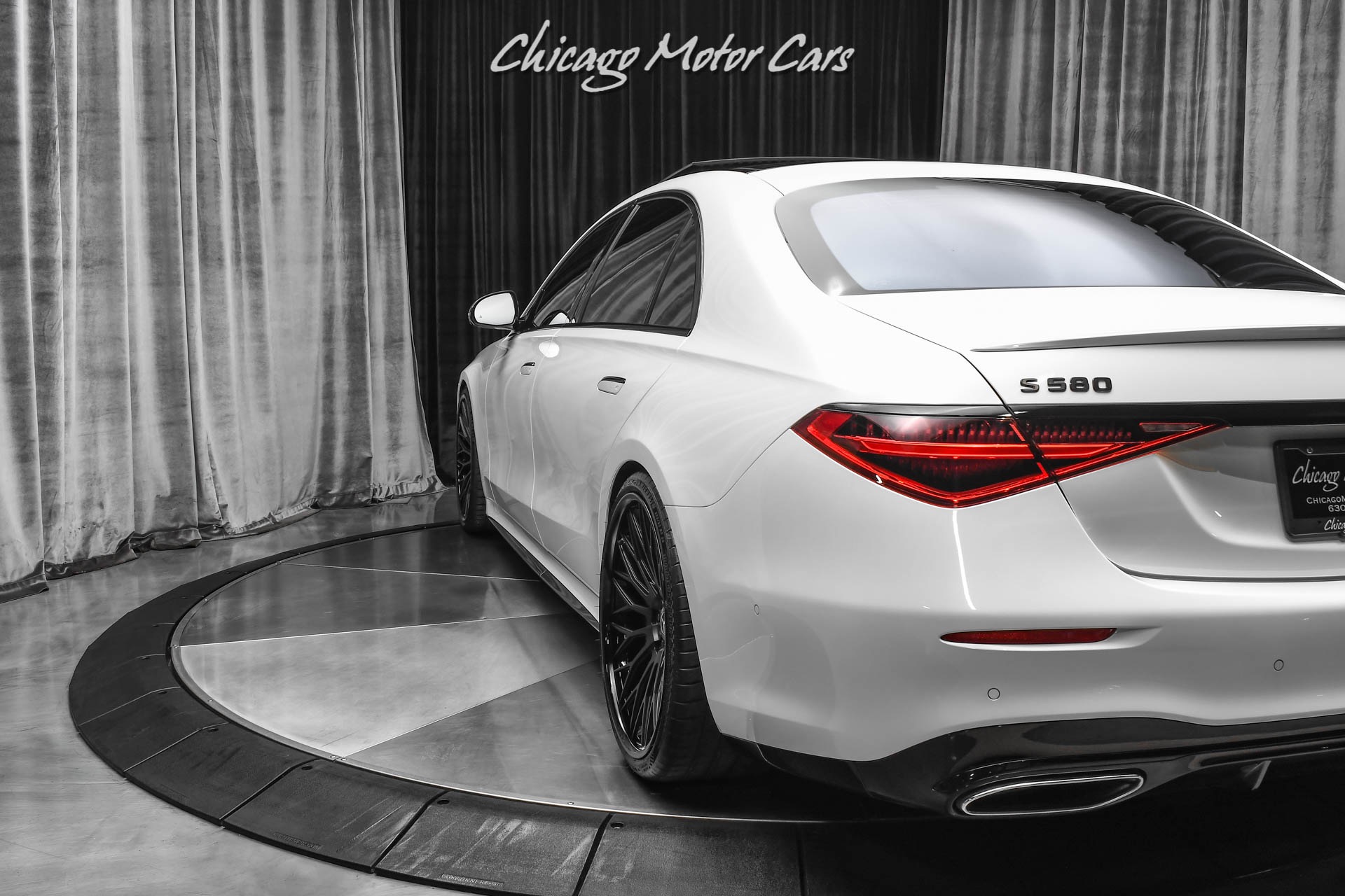 Used-2021-Mercedes-Benz-S580-4Matic-Sedan-AMG-Line-RDB-Signature-Wheels-3D-Tech-Pkg-Comfort-Pkg-LOADED