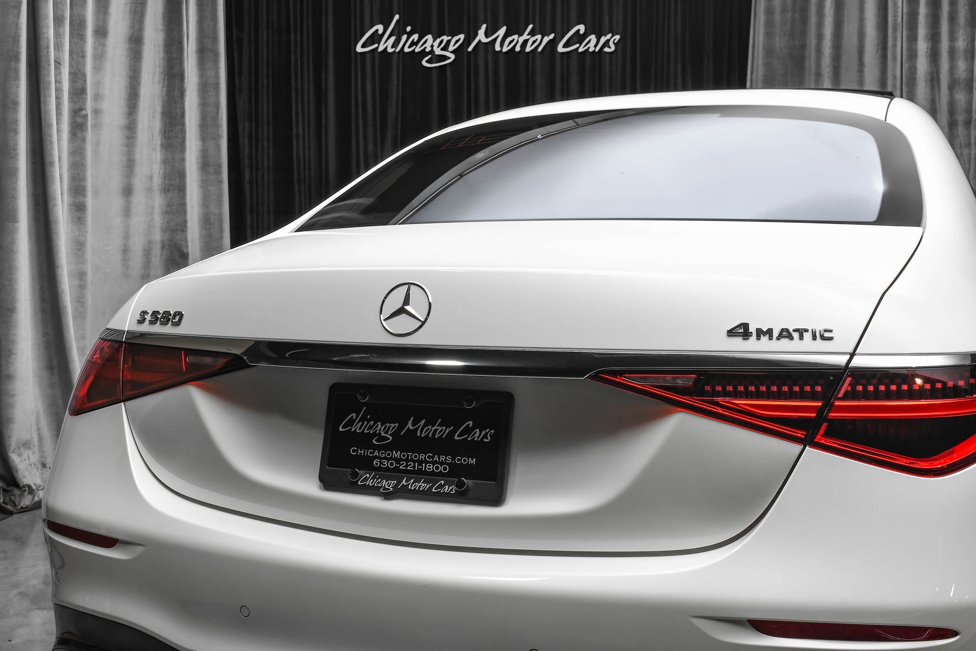 Used-2021-Mercedes-Benz-S580-4-Matic-Sedan-AMG-Line-Package-21s-Night-Package-LOADED-Designo-Diamond-White