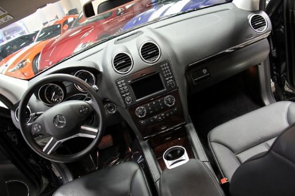 New-2011-Mercedes-Benz-GL450-4-Matic