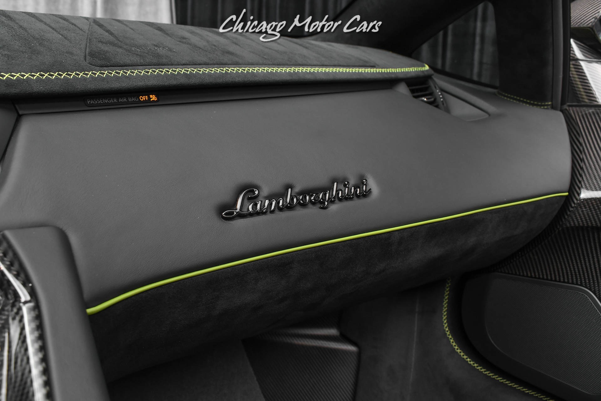 Used-2020-Lamborghini-Aventador-LP770-4-SVJ-Roadster-RARE-Paint-LOADED-Carbon-Fiber-FULL-Ad-Personam