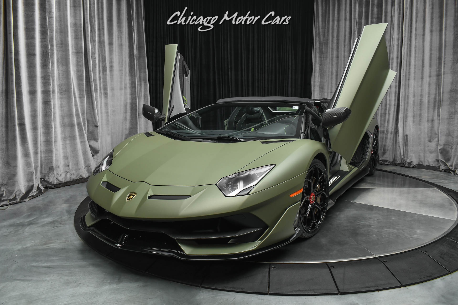 Used-2020-Lamborghini-Aventador-LP770-4-SVJ-Roadster-RARE-Paint-LOADED-Carbon-Fiber-FULL-Ad-Personam