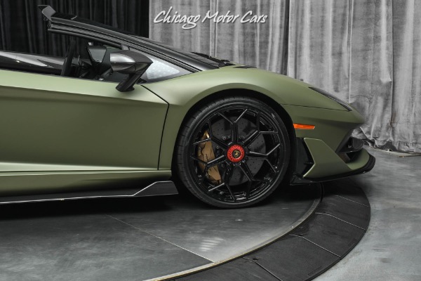 Used-2020-Lamborghini-Aventador-LP770-4-SVJ-Roadster-RARE-Paint-LOADED-Carbon-Fiber-FULL-Ad-Personam