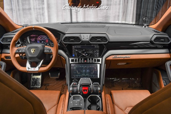 Used-2021-Lamborghini-Urus-SUV-Rare-Color-Combo-Terra-Asia-Interior-ONLY-300-Miles