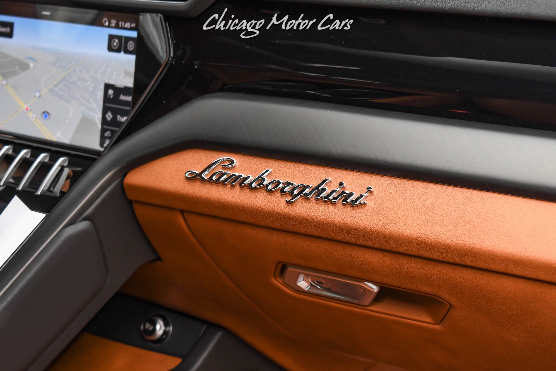 Used-2021-Lamborghini-Urus-SUV-Rare-Color-Combo-Terra-Asia-Interior-ONLY-300-Miles