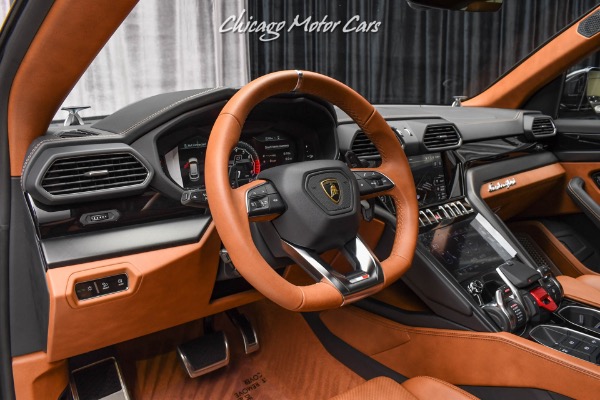 Used-2021-Lamborghini-Urus-SUV-Rare-Color-Combo-Terra-Asia-Interior-ONLY-300-Miles