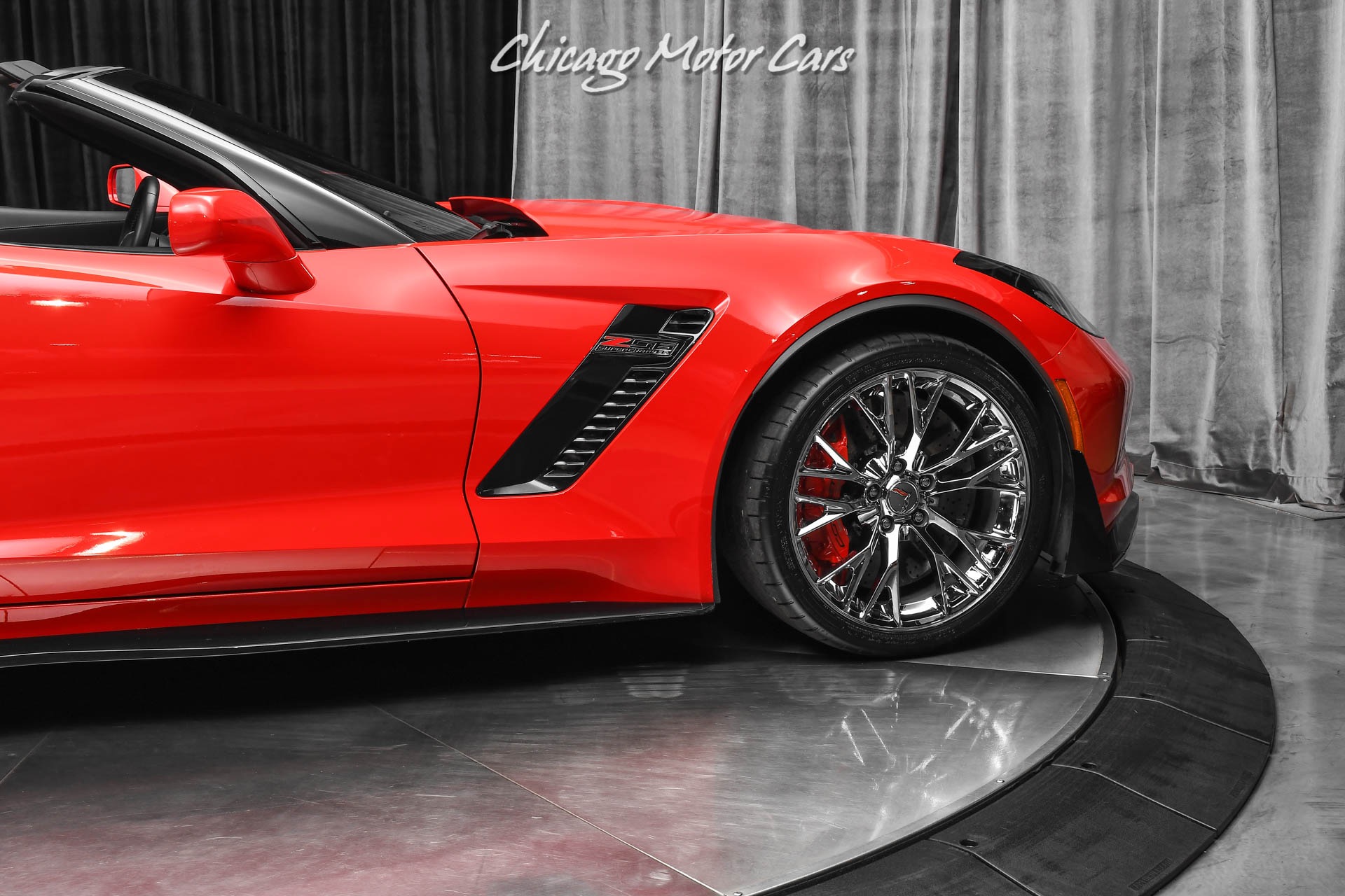 Used-2015-Chevrolet-Corvette-Z06-2LZ-CONVERTIBLE-RARE-Z07-PACKAGE-730HP