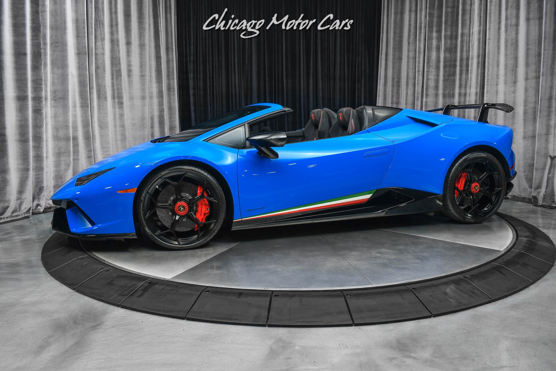 Used 2018 Lamborghini Huracan Performante LP640-4 Spyder Blu Le Mans! Style Package! Lifting System! FULL PPF for sale Sold at Chicago Motor Cars in West Chicago IL 60185 1