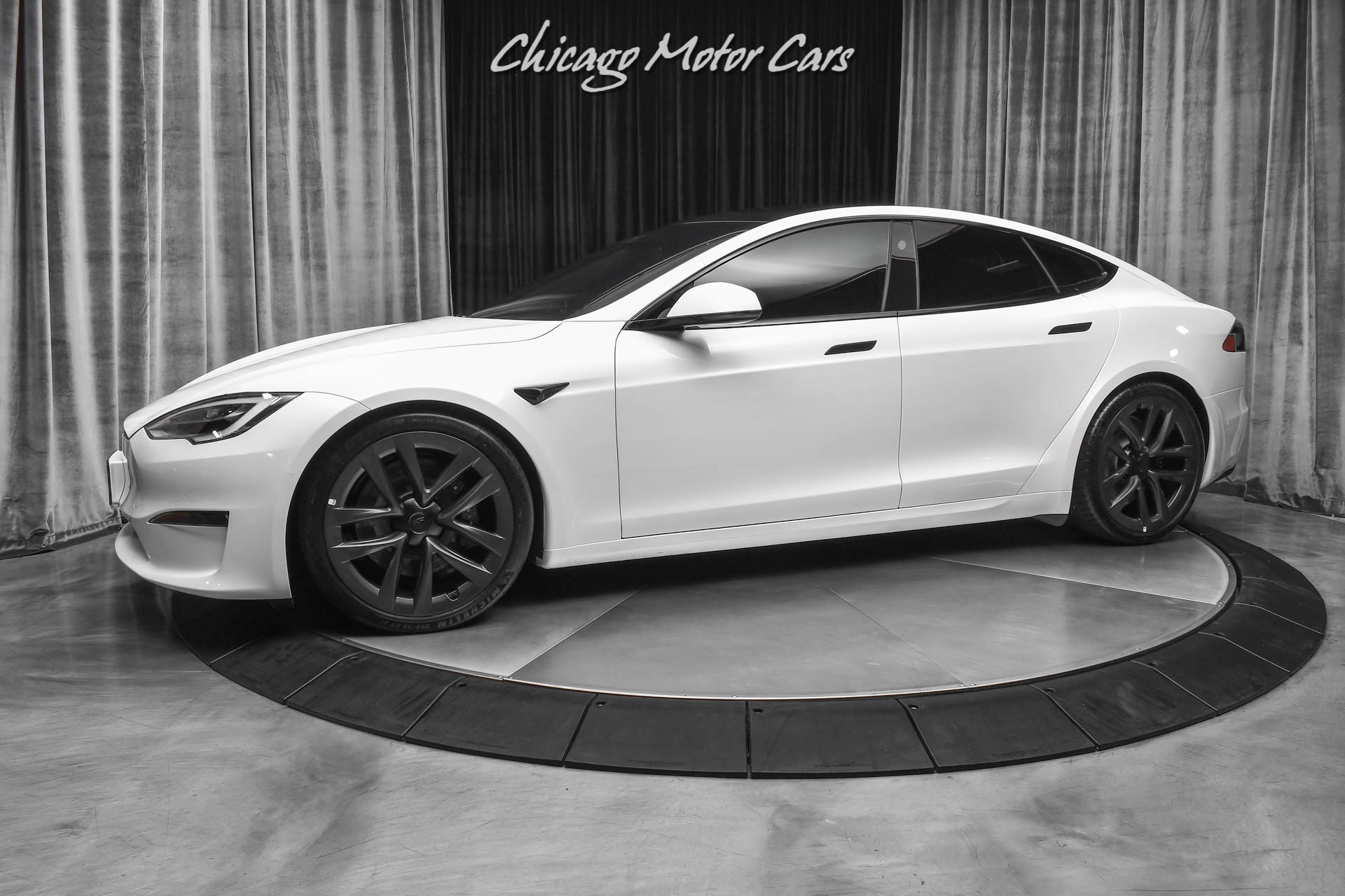 Tesla Model S Plaid awd – Car & Car