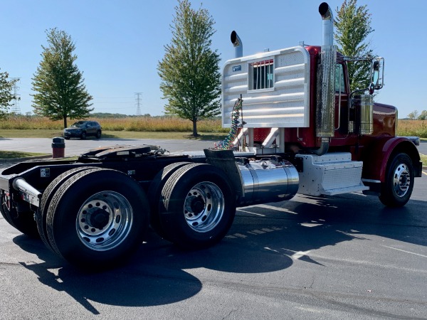 Used-2012-Peterbilt-388-Day-Cab---Cummins-ISX15---485-HP---10-Speed-Manual