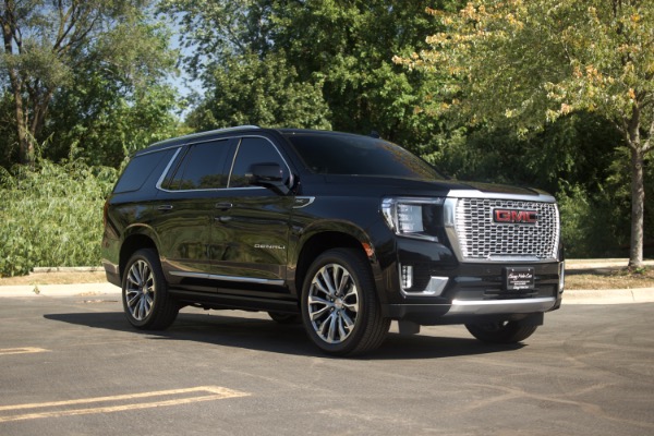 Used 2021 GMC Yukon Denali 4WD SUV Premium Package! Rear Seat Media! Max Trailering Package! for sale Sold at Chicago Motor Cars in West Chicago IL 60185 4