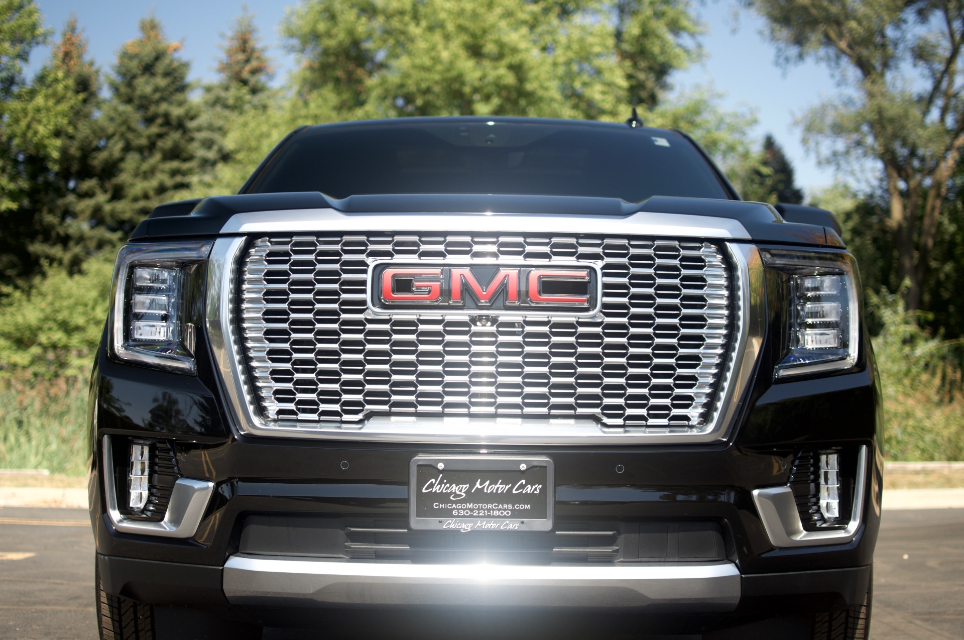 Used-2021-GMC-Yukon-Denali-4WD-SUV-Premium-Package-Rear-Seat-Media-Max-Trailering-Package