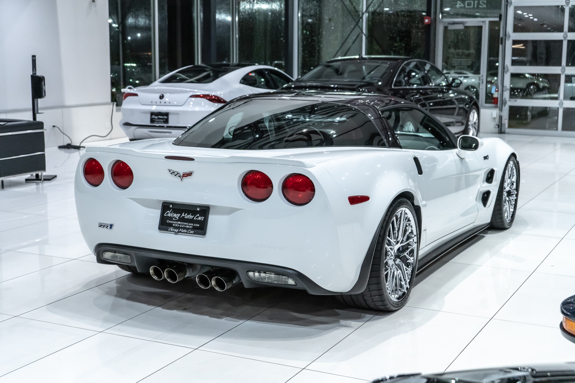 Used-2010-Chevrolet-Corvette-ZR1-w3ZR-Low-MILES-ARCTIC-WHITE-BONE-STOCK