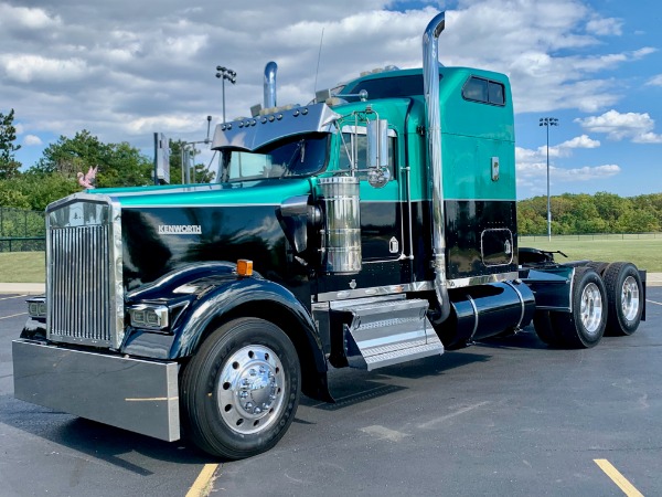 Used 1997 Kenworth W900 Sleeper - Detroit Diesel - 485 HP - 13 Speed - RECENT INFRAME! for sale Sold at Chicago Motor Cars in West Chicago IL 60185 1