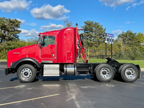 Used-2007-Kenworth-T800-Sleeper---CAT-C11---350-HP---10-Speed-Manual---44K-Rears