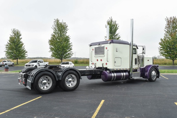 Used 2008 Peterbilt 389 Sleeper - ISX15 - 600 HP - 18 Speed - 40K Rears for sale Sold at Chicago Motor Cars in West Chicago IL 60185 5