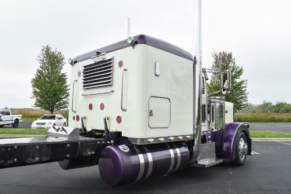 Used 2008 Peterbilt 389 Sleeper - ISX15 - 600 HP - 18 Speed - 40K Rears for sale Sold at Chicago Motor Cars in West Chicago IL 60185 6