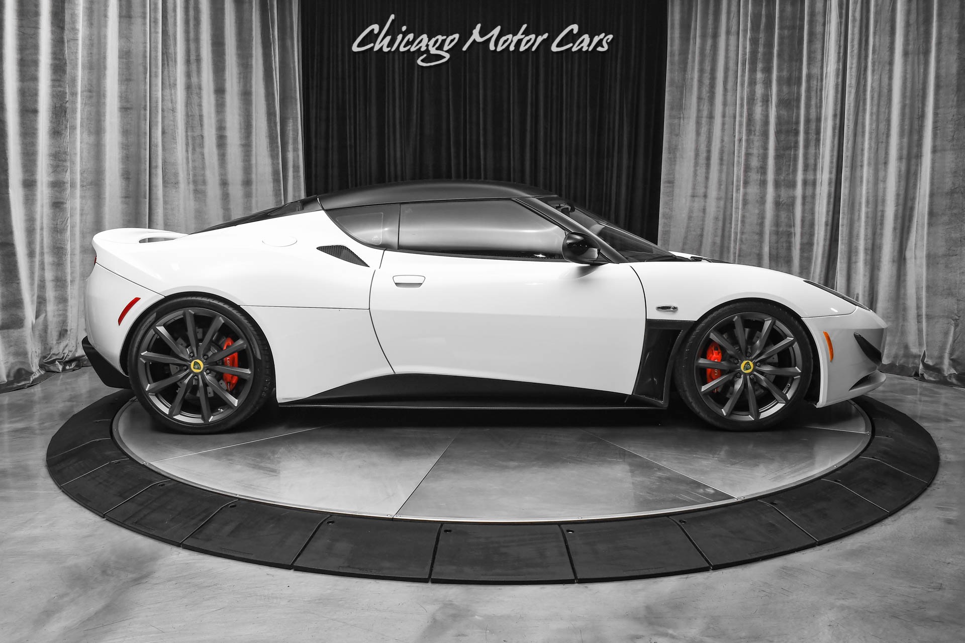 Used-2014-Lotus-Evora-S-22-Only-8500-Miles-Carbon-Fiber-Everywhere-Loaded