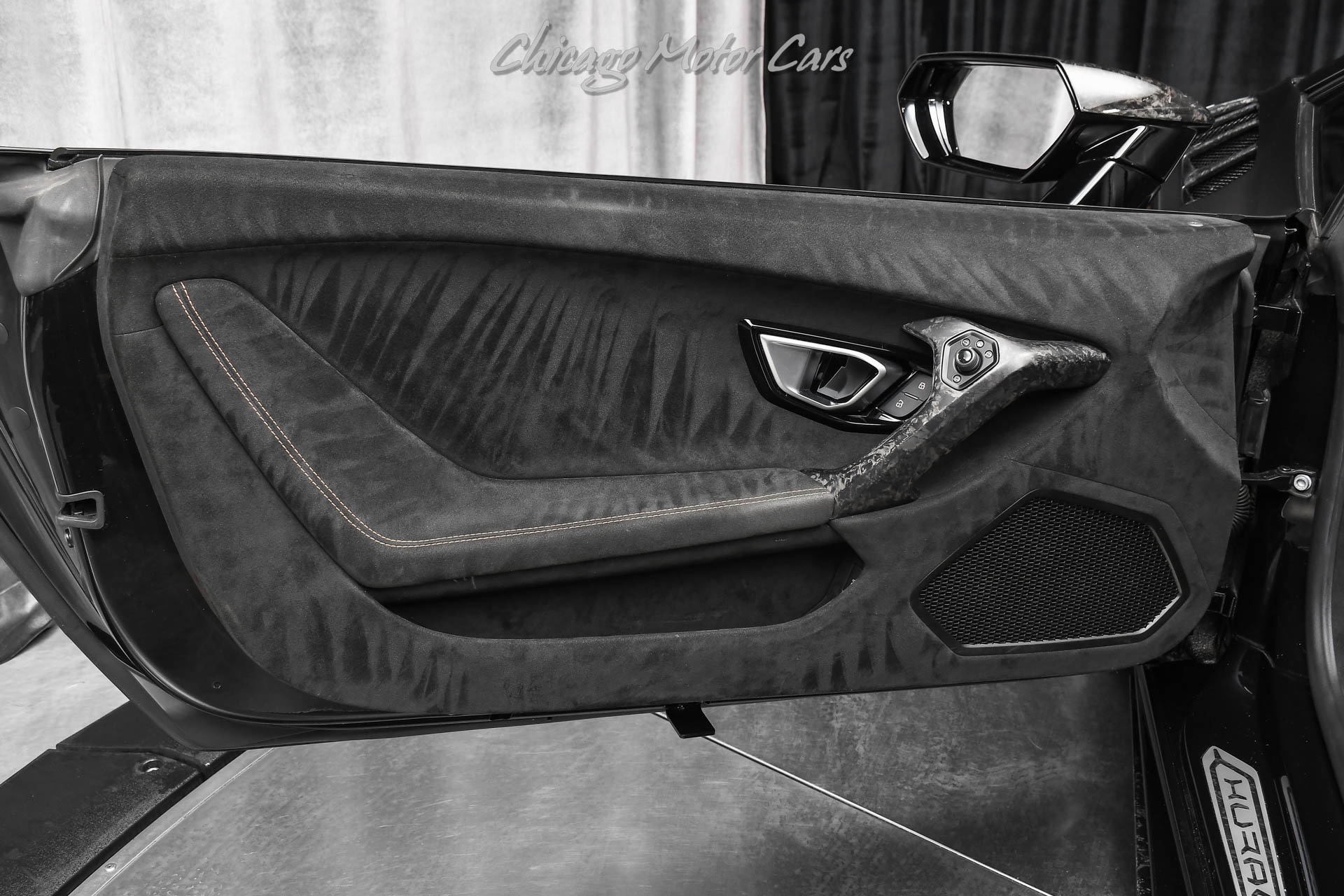 2018 LAMBORGHINI HURACAN - Image 25