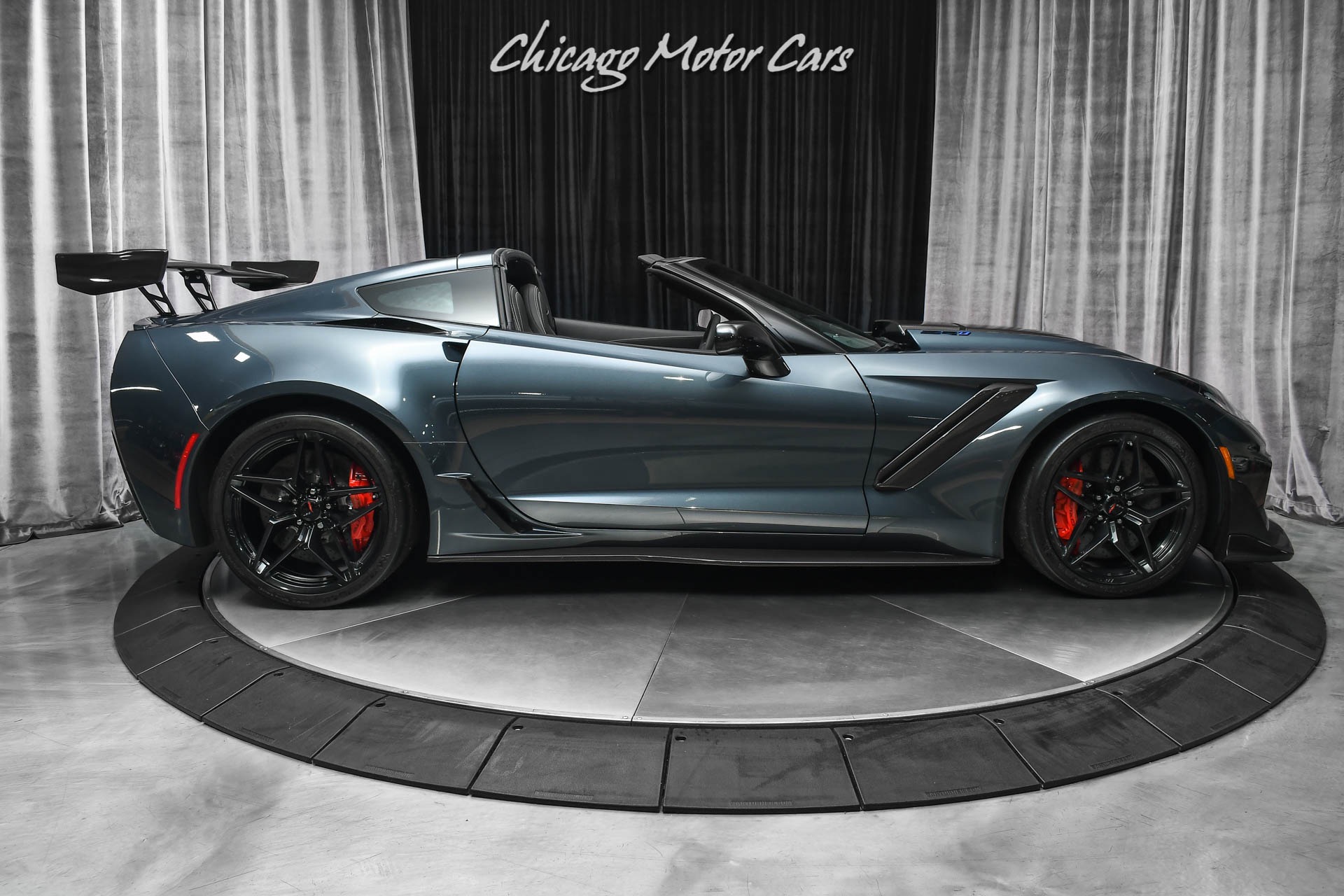 Used-2019-Chevrolet-Corvette-ZR1-ZTK-Track-Performance-Package-221-Miles-Manual